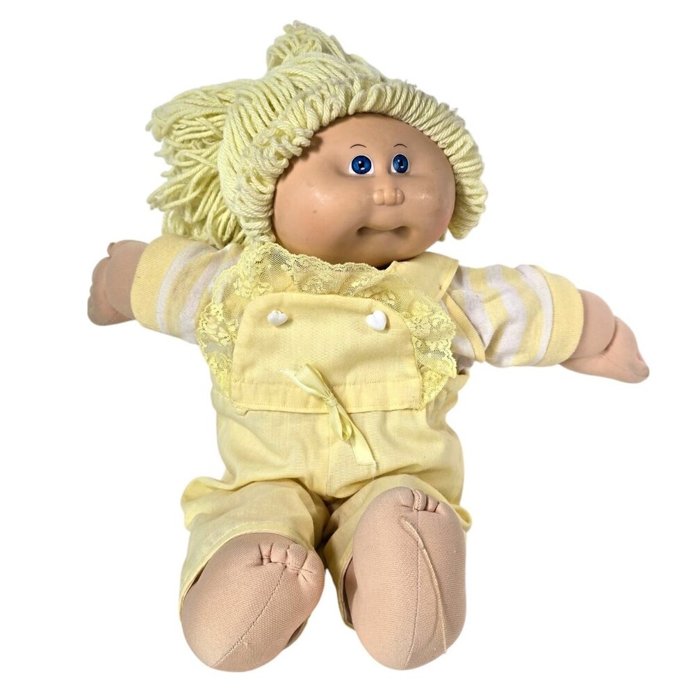 Vintage Cabbage Patch Doll Yellow Hair Blue Eyes Overalls Outfit Coleco 1982 CPK